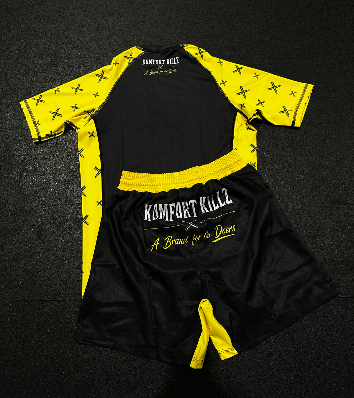 TREAD LIGHTLY - SHORTS (MEN’S)