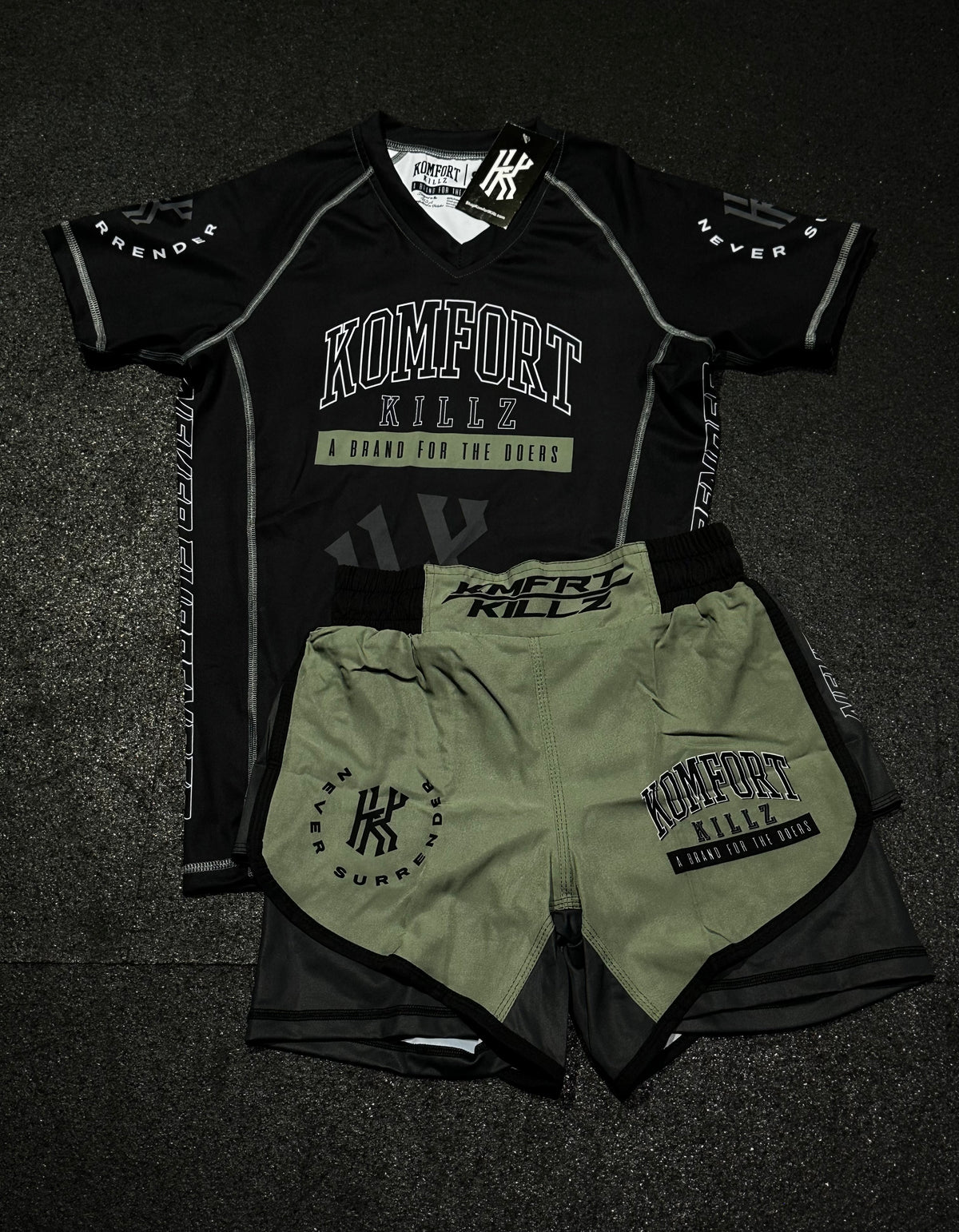 NEVER SURRENDER - MIX & MATCH - SHORTS (LADIES)