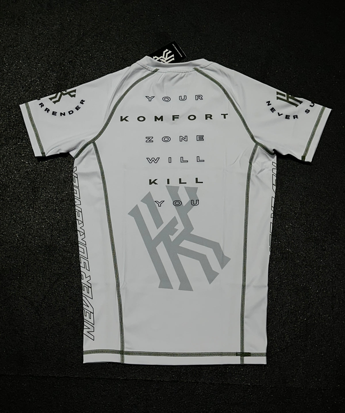 NEVER SURRENDER - MIX & MATCH - RASH GUARD (LADIES)