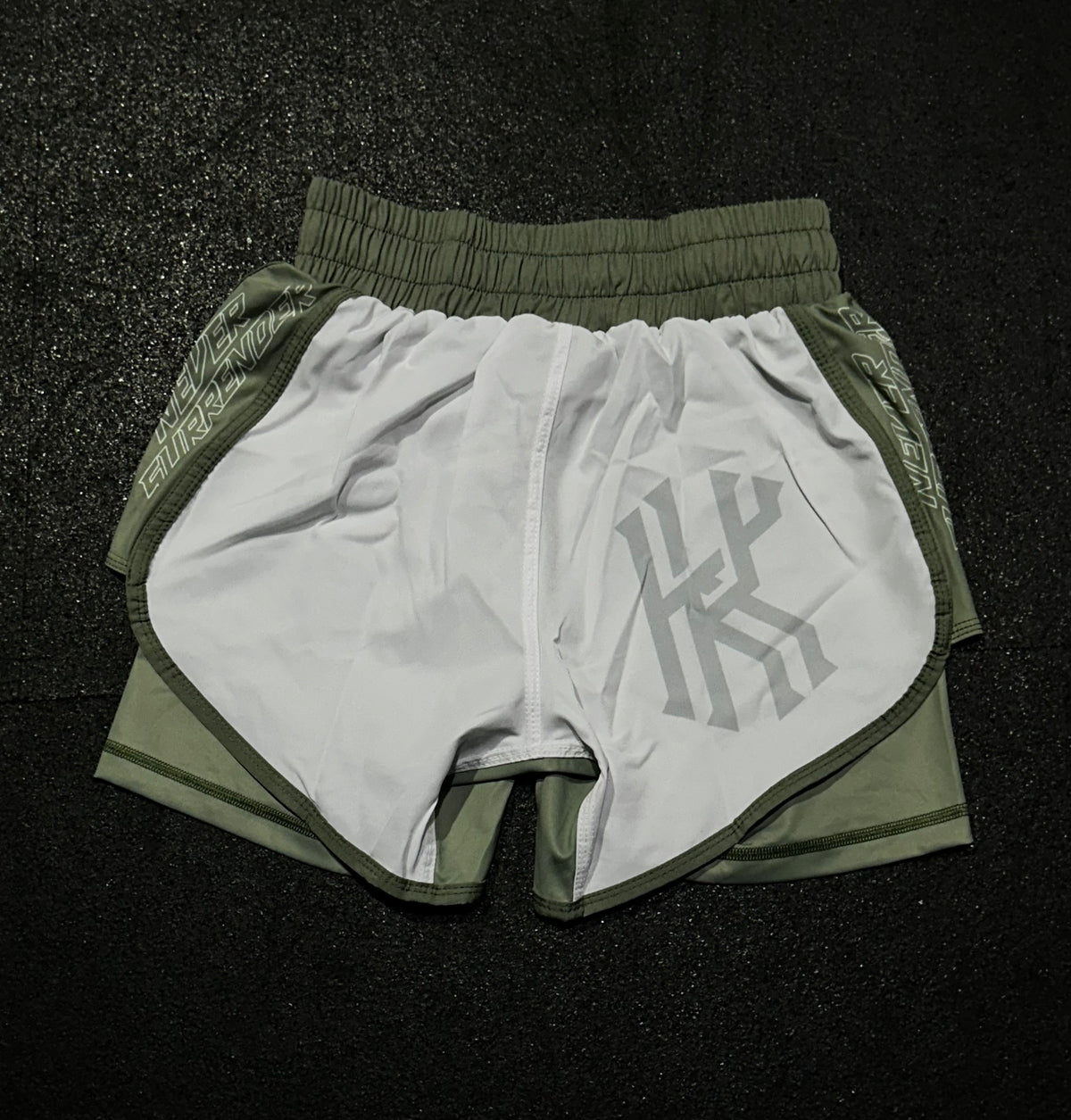 NEVER SURRENDER - MIX & MATCH - SHORTS (LADIES)