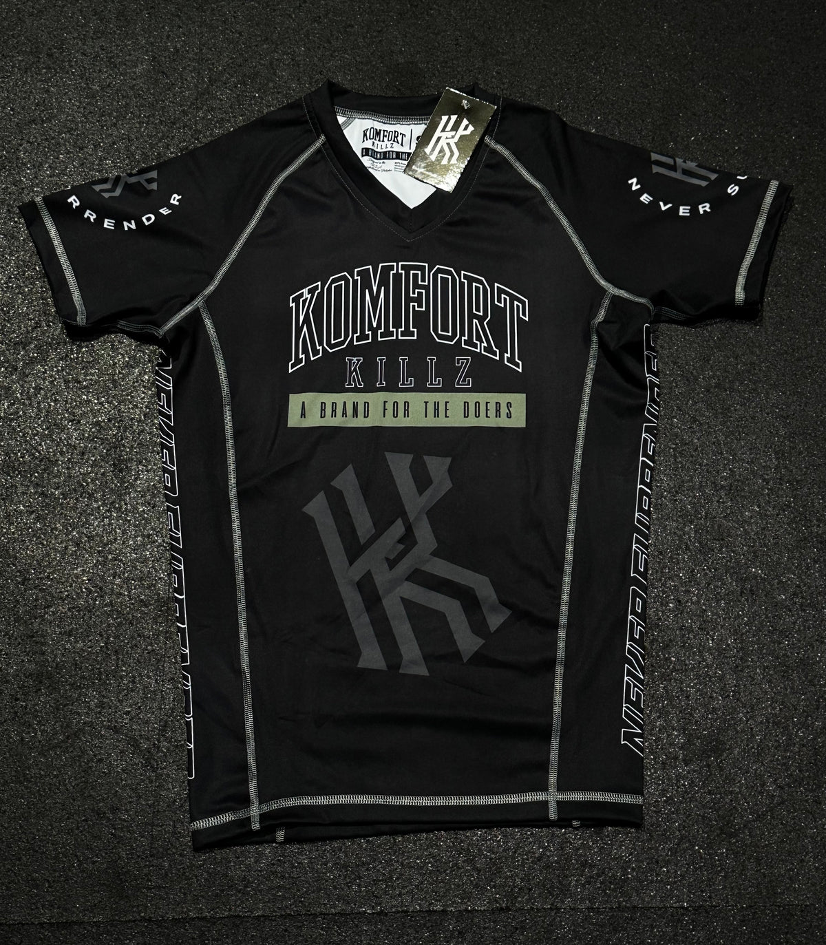 NEVER SURRENDER - MIX & MATCH - RASH GUARD (LADIES)
