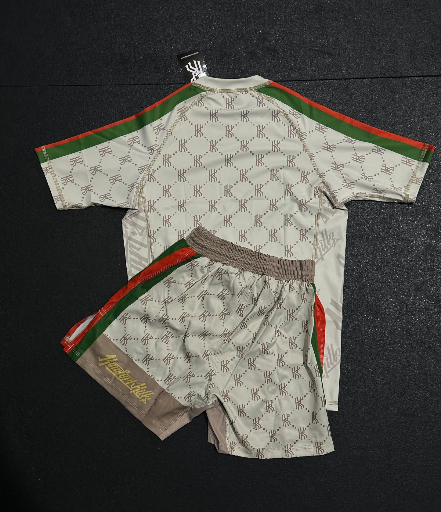 BOUJEE KIT - SHORTS