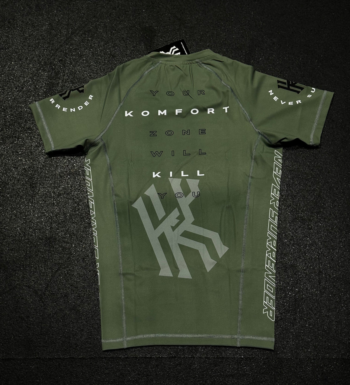 NEVER SURRENDER - MIX & MATCH - RASH GUARD (LADIES)