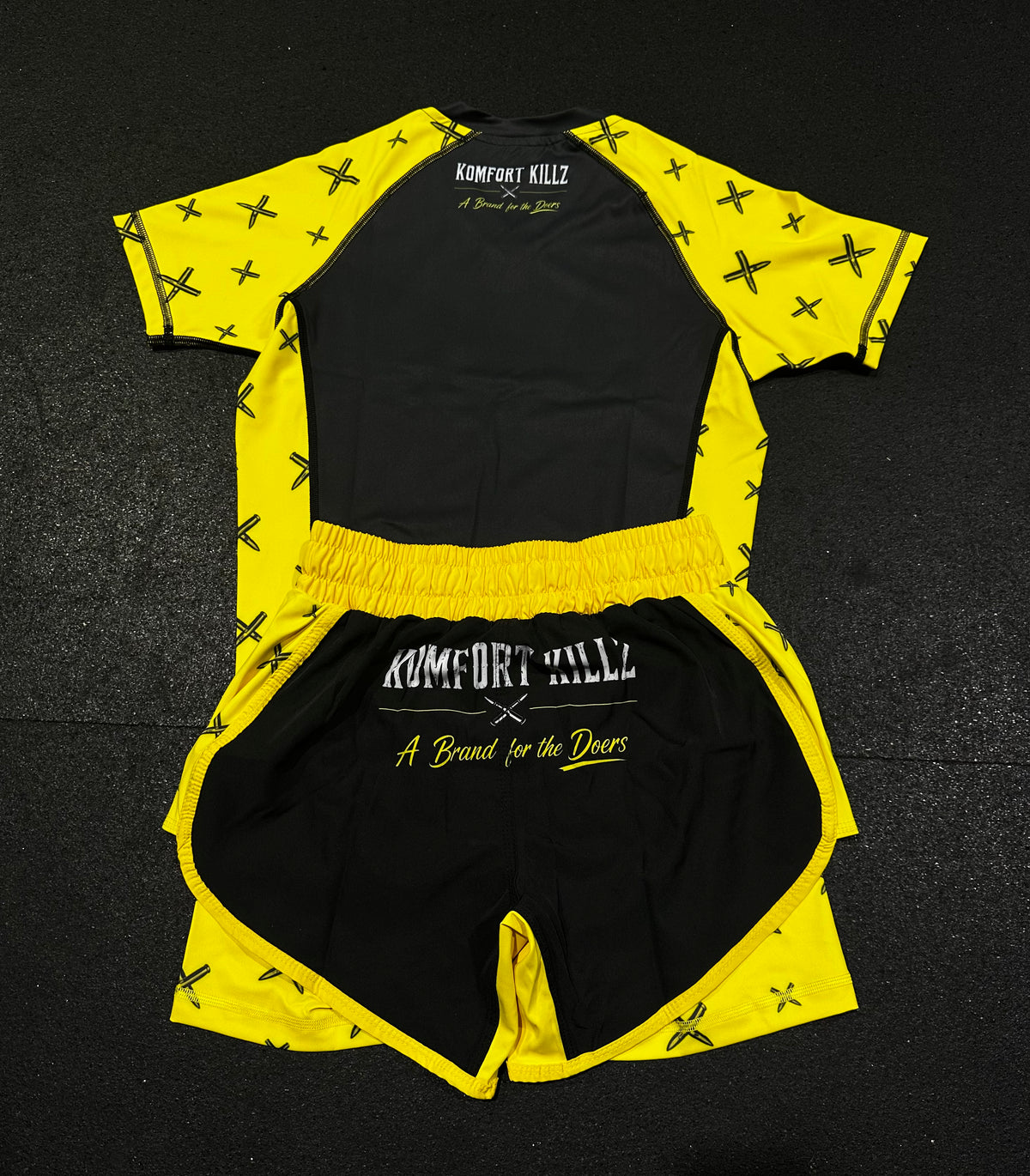 TREAD LIGHTLY - SHORTS (LADIES)
