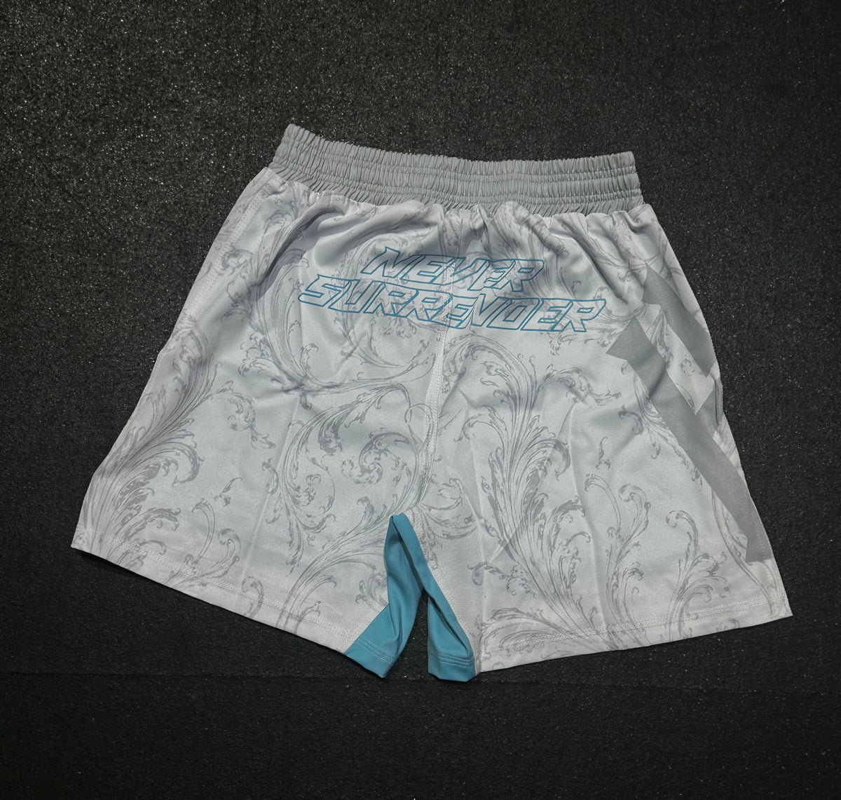 THE WHITE MONSTER - SHORTS (MEN’S)